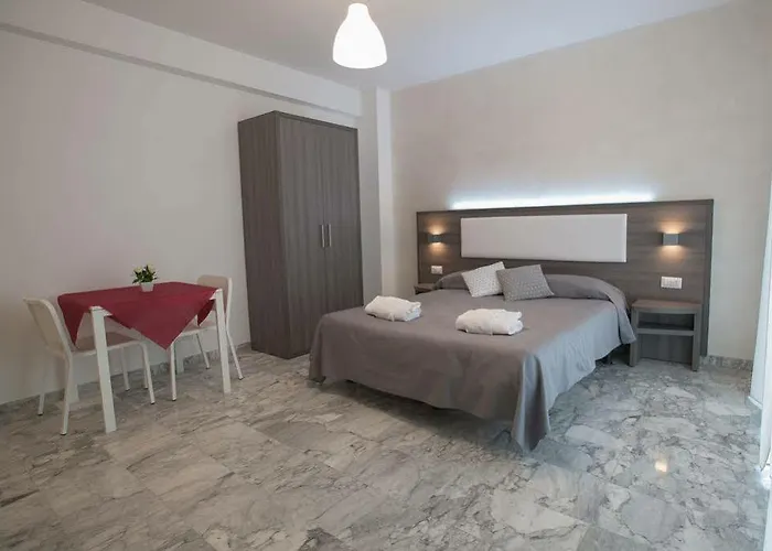 Oda ve Kahvaltı Momenti Romani Roma